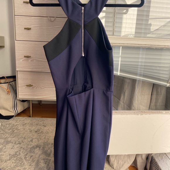 Elizabeth and James Elliot dress - Picture 2 of 3